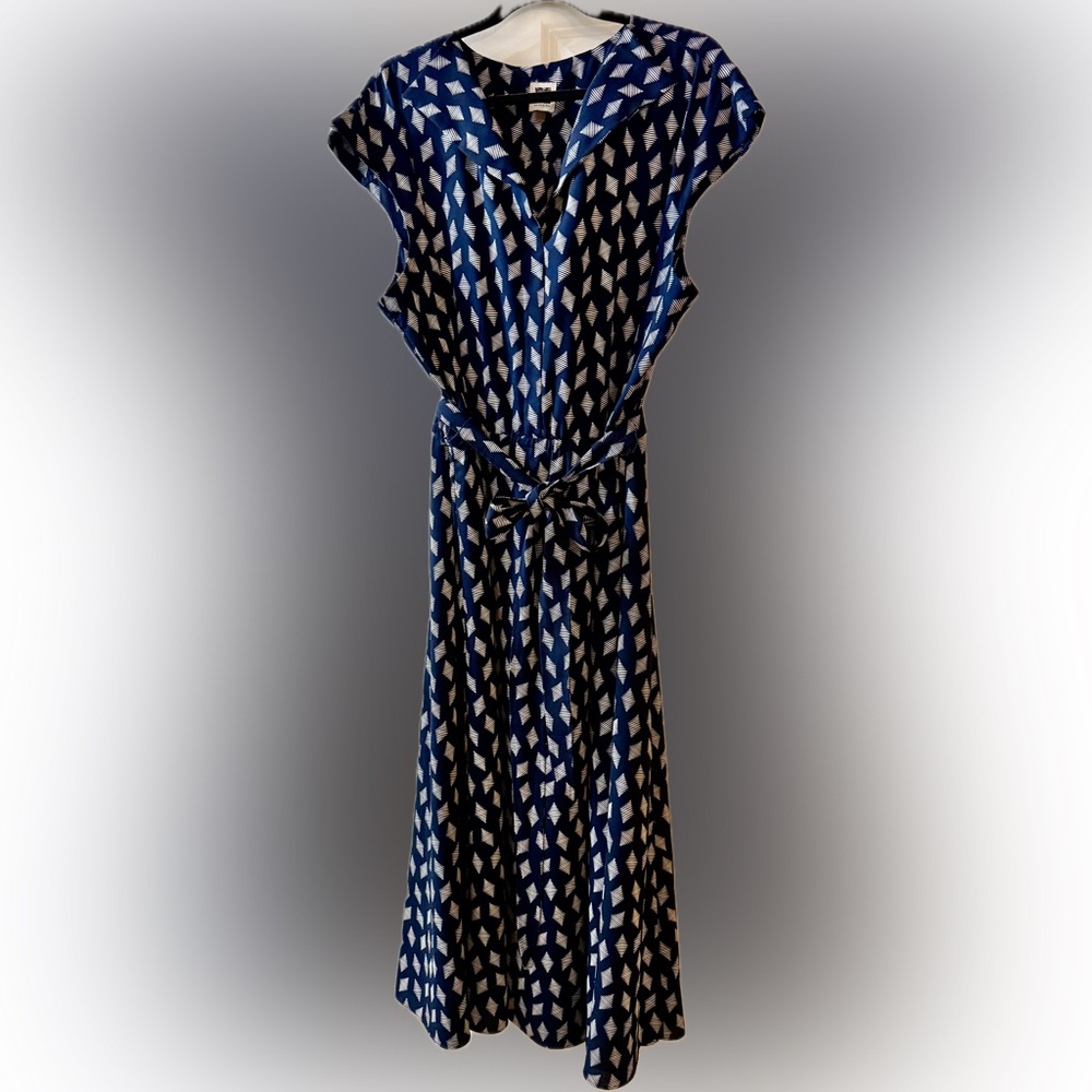 Anne Klein Blue and White Patterned Dress